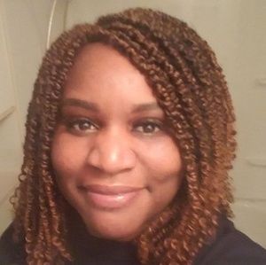 Meet your Posher, Sharon